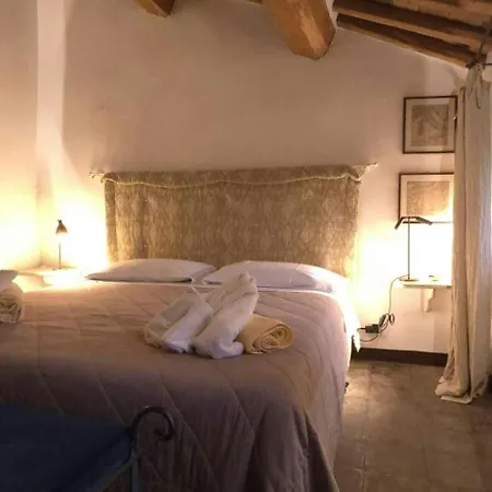 Nyaraló Historic With Pool In Umbria